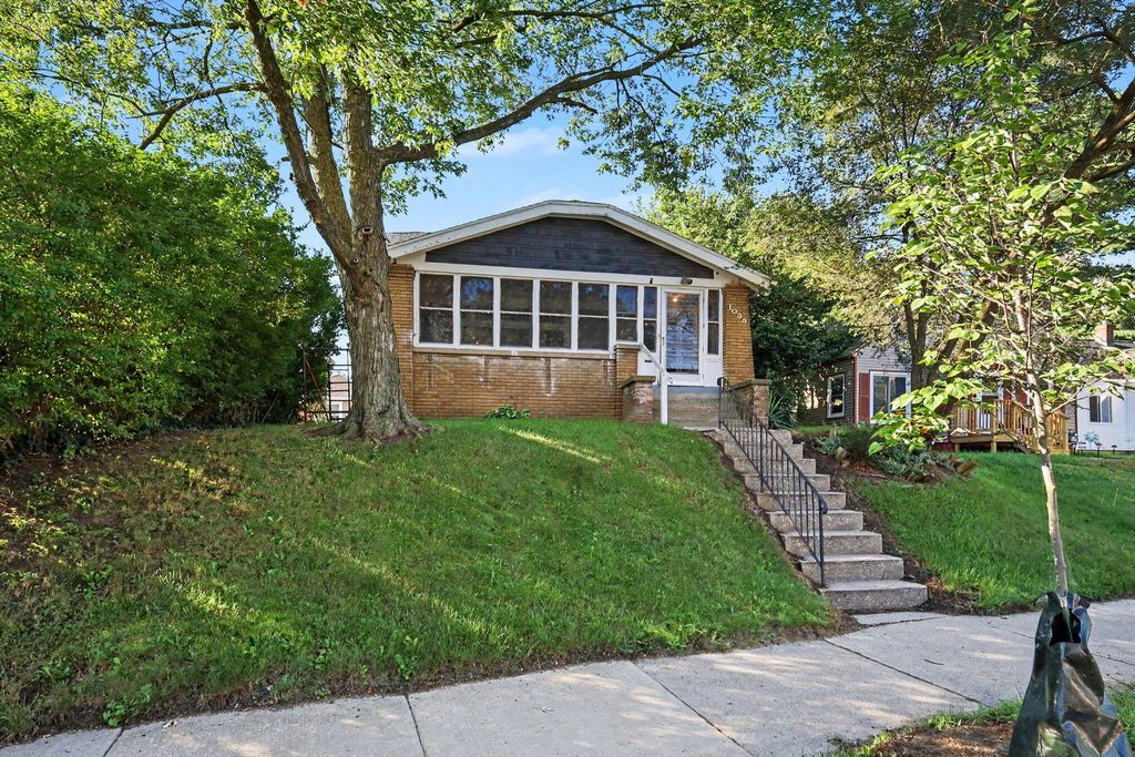 1036 Dickinson Street Se, City Of Grand Rapids, MI 49507