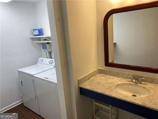 3095 Colonial Way M, Atlanta, GA 30341