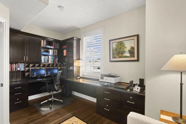 1056 Pearl 24, La Jolla, CA 92037