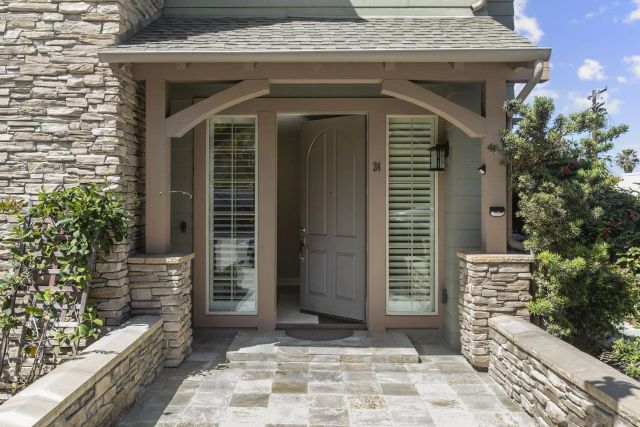 1056 Pearl 24, La Jolla, CA 92037