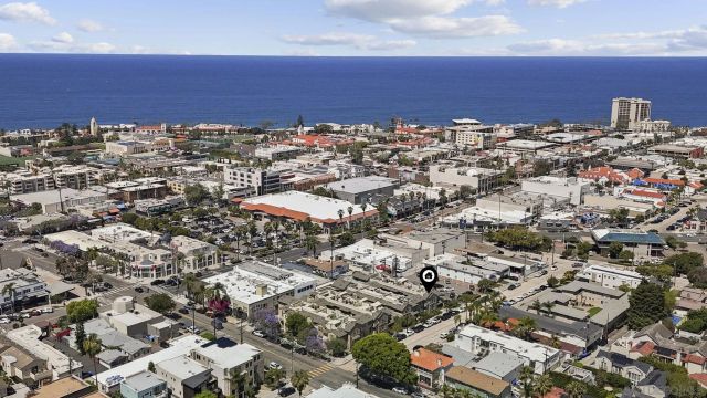 1056 Pearl 24, La Jolla, CA 92037