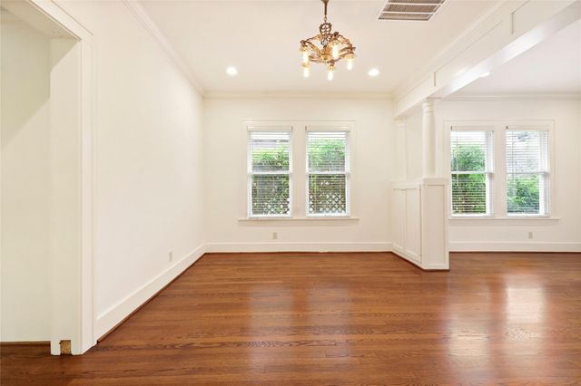 908 W 14th Street, Houston, TX 77008
