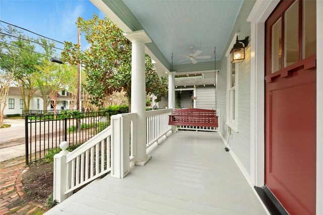 908 W 14th Street, Houston, TX 77008