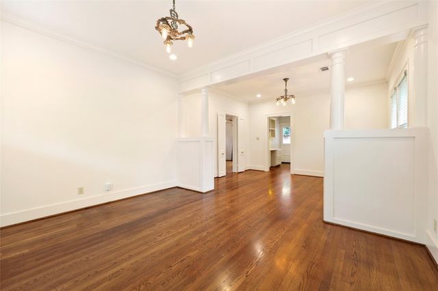 908 W 14th Street, Houston, TX 77008
