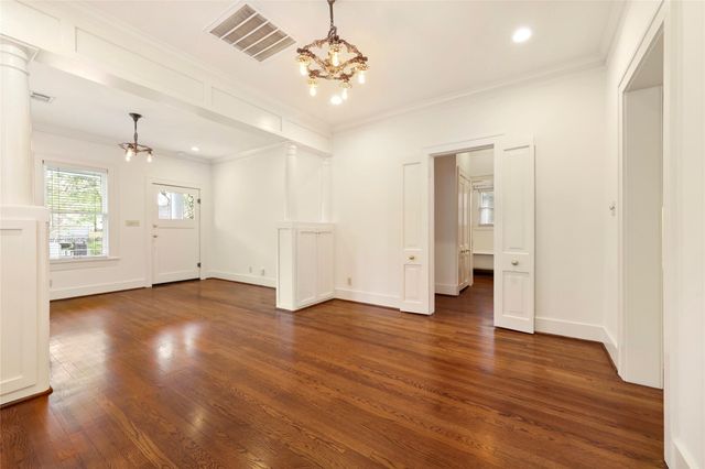 908 W 14th Street, Houston, TX 77008