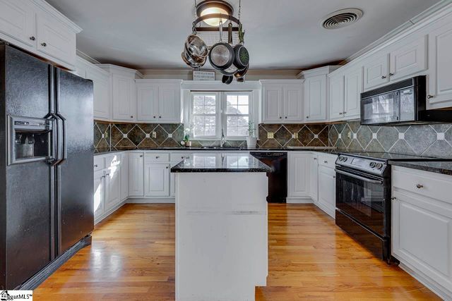 136 Club Drive, Simpsonville, SC 29681