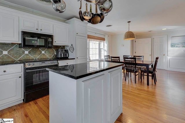 136 Club Drive, Simpsonville, SC 29681