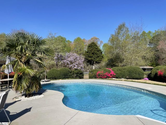 136 Club Drive, Simpsonville, SC 29681