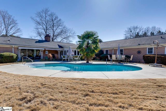 136 Club Drive, Simpsonville, SC 29681