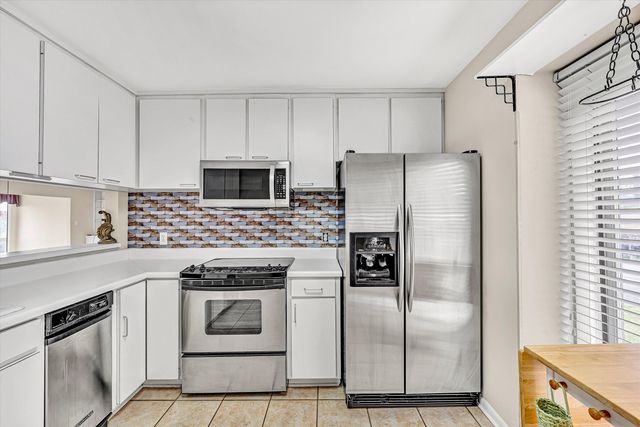 4958 Hunting Hills CIR, Roanoke, VA 24018