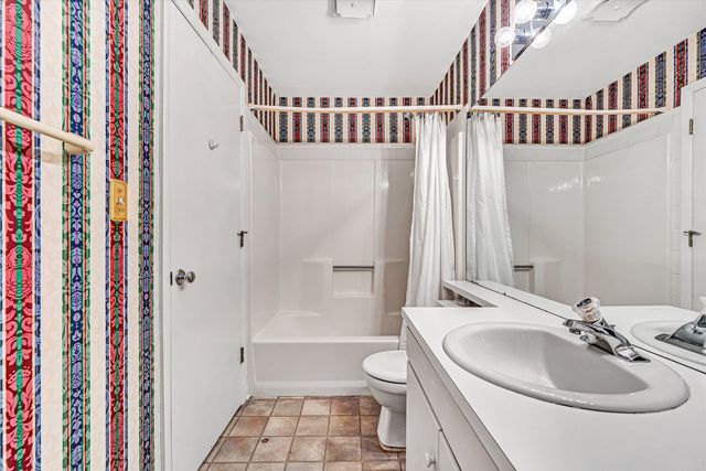 4958 Hunting Hills CIR, Roanoke, VA 24018