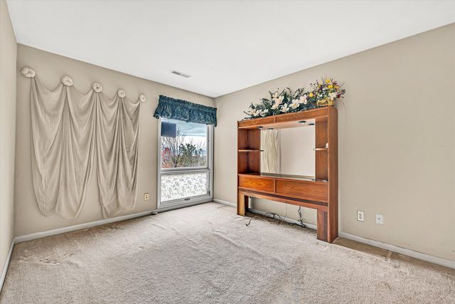 4958 Hunting Hills CIR, Roanoke, VA 24018