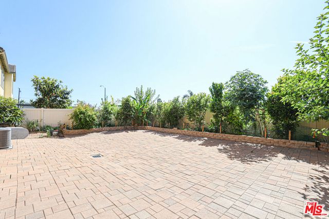 1491 S Carnelian Street, Anaheim, CA 92802