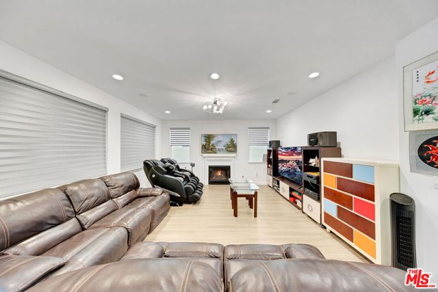1491 S Carnelian Street, Anaheim, CA 92802