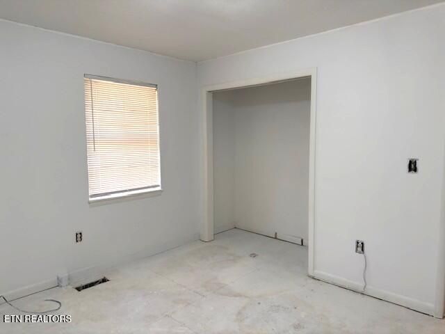 5107 Pawnee Rd, Crossville, TN 38572