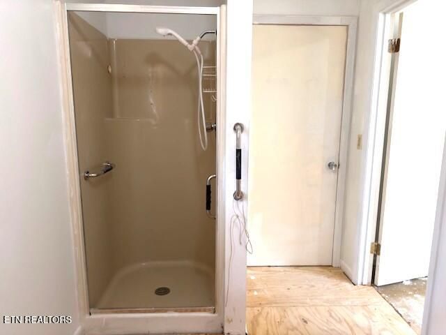 5107 Pawnee Rd, Crossville, TN 38572