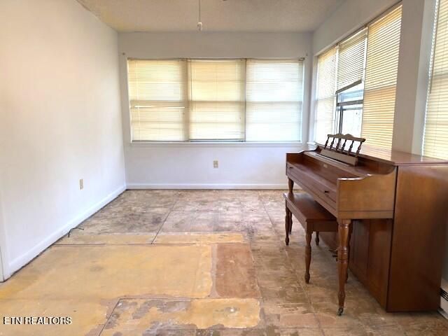 5107 Pawnee Rd, Crossville, TN 38572