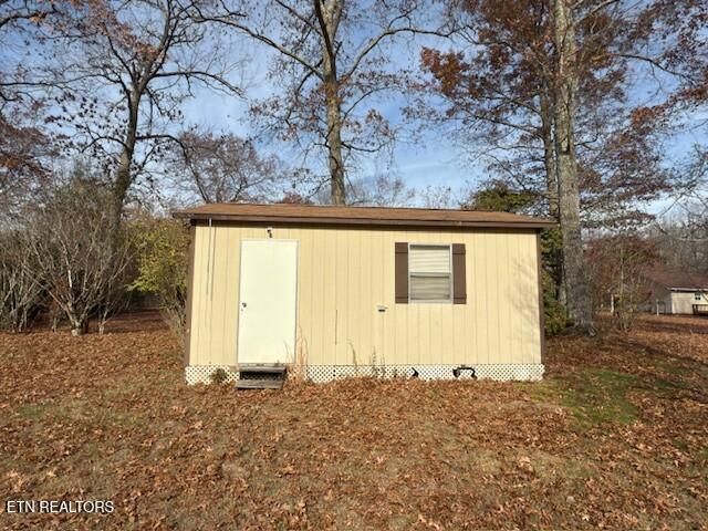 5107 Pawnee Rd, Crossville, TN 38572