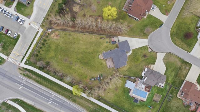 212 Chestnut Drive, Horace, ND 58047