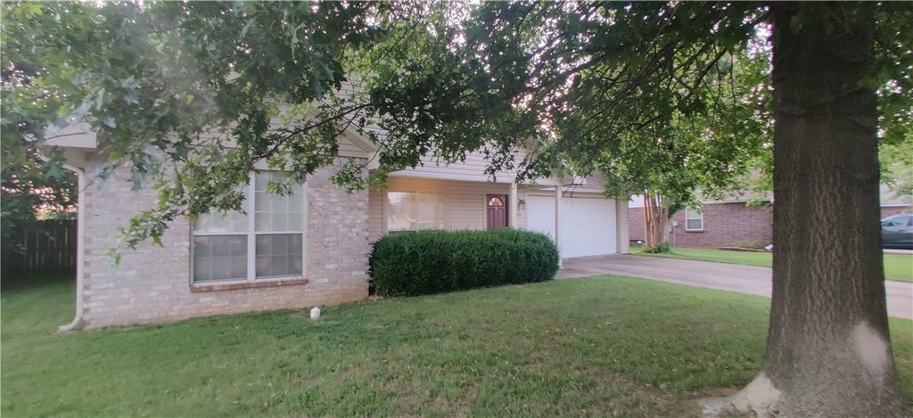 3362 Brian Street, Springdale, AR 72764