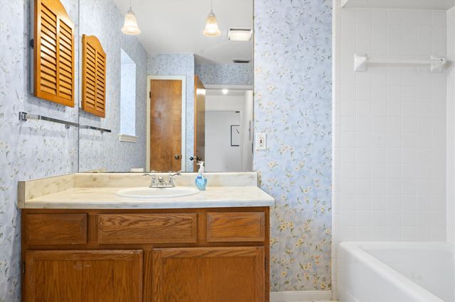 2301 Lawnmont Ave 1, Austin, TX 78756