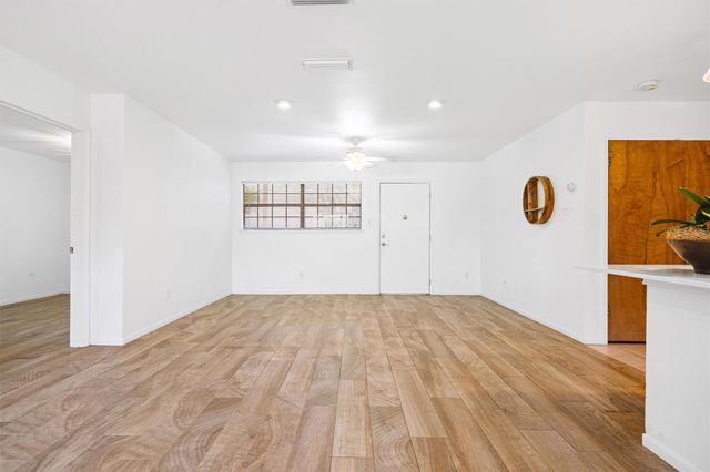 2301 Lawnmont Ave 1, Austin, TX 78756