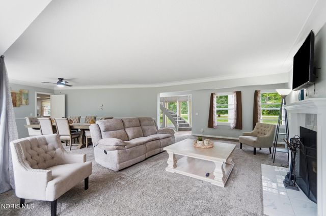 28 N Centennial Road, Holland, OH 43528