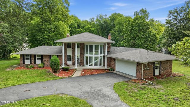 28 N Centennial Road, Holland, OH 43528