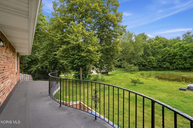 28 N Centennial Road, Holland, OH 43528
