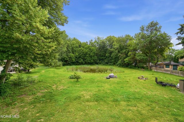 28 N Centennial Road, Holland, OH 43528