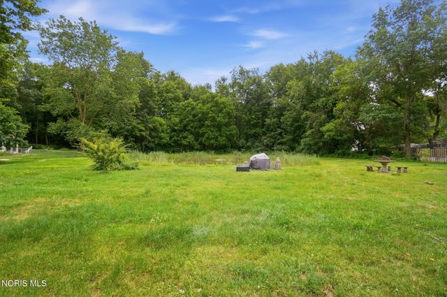 28 N Centennial Road, Holland, OH 43528