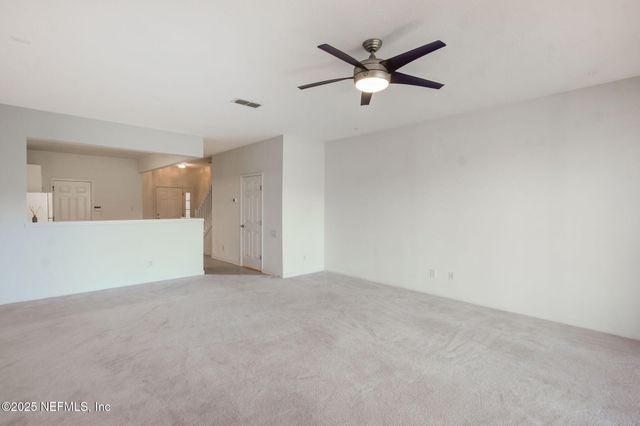 7554 RED CRANE Lane, Jacksonville, FL 32256