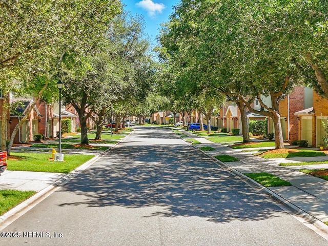 7554 RED CRANE Lane, Jacksonville, FL 32256