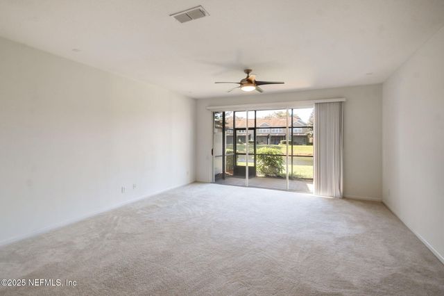 7554 RED CRANE Lane, Jacksonville, FL 32256