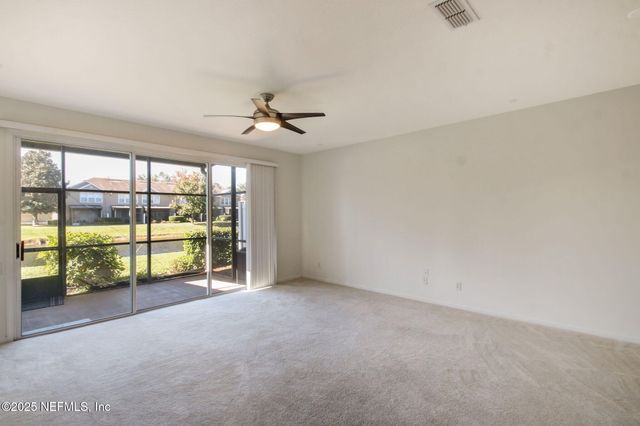 7554 RED CRANE Lane, Jacksonville, FL 32256