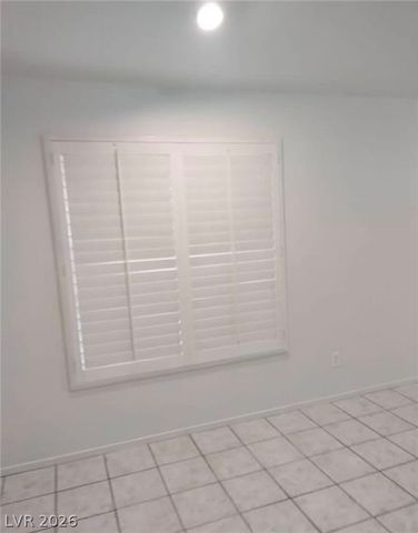 9524 Kelly Creek Avenue, Las Vegas, NV 89129