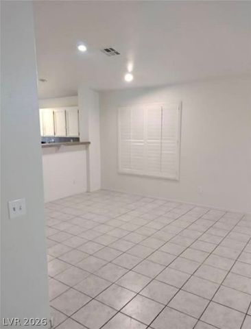 9524 Kelly Creek Avenue, Las Vegas, NV 89129