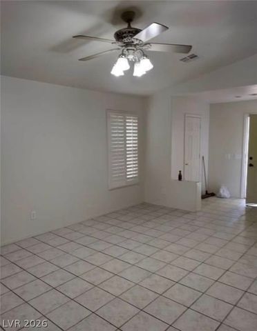 9524 Kelly Creek Avenue, Las Vegas, NV 89129