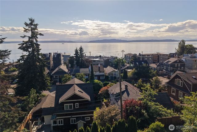 0 40XX 58th Place SW, Seattle, WA 98116
