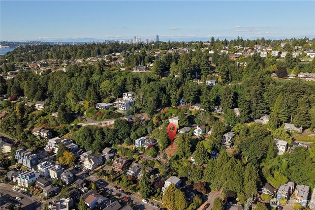 0 40XX 58th Place SW, Seattle, WA 98116