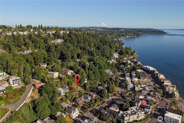 0 40XX 58th Place SW, Seattle, WA 98116