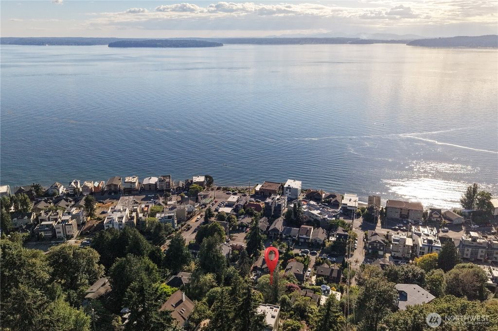 0 40XX 58th Place SW, Seattle, WA 98116