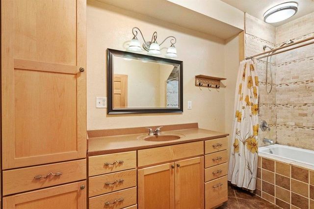 3613 County O Road, Cambridge, WI 53523