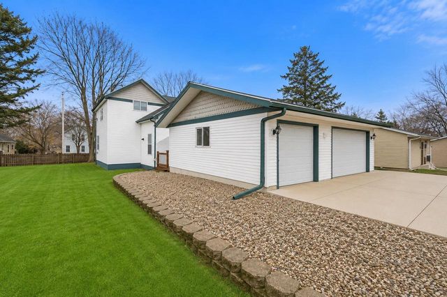 3613 County O Road, Cambridge, WI 53523