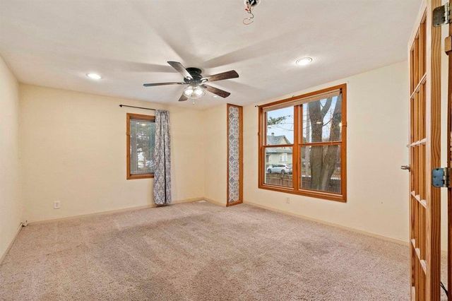 3613 County O Road, Cambridge, WI 53523