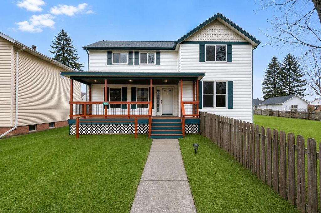 3613 County O Road, Cambridge, WI 53523