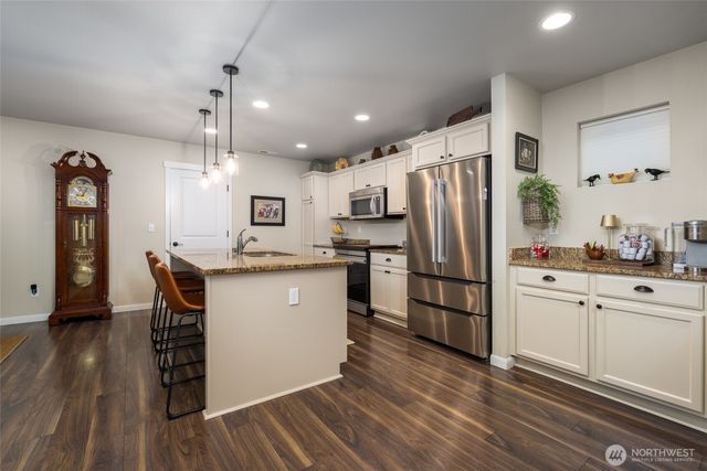 900 Crested Butte Boulevard, Mount Vernon, WA 98273