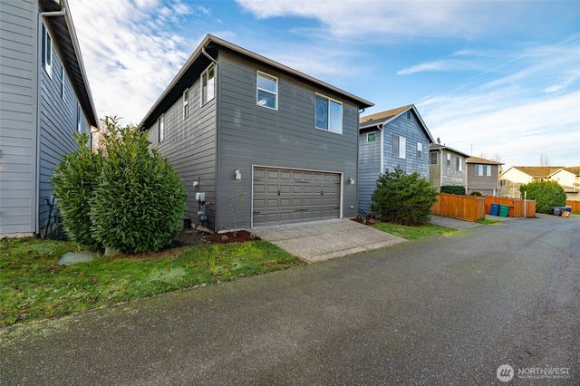 900 Crested Butte Boulevard, Mount Vernon, WA 98273