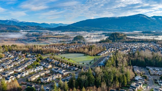 900 Crested Butte Boulevard, Mount Vernon, WA 98273