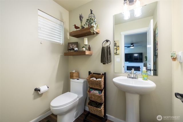 900 Crested Butte Boulevard, Mount Vernon, WA 98273